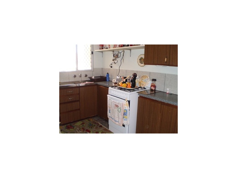 8/5 Uldina place, Pinjarra WA 6208