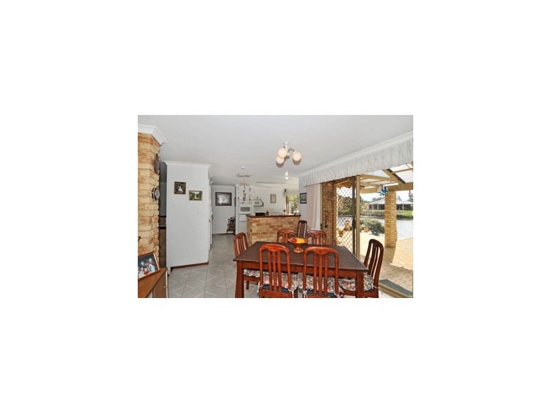 17 Egret Place, South Yunderup WA 6208