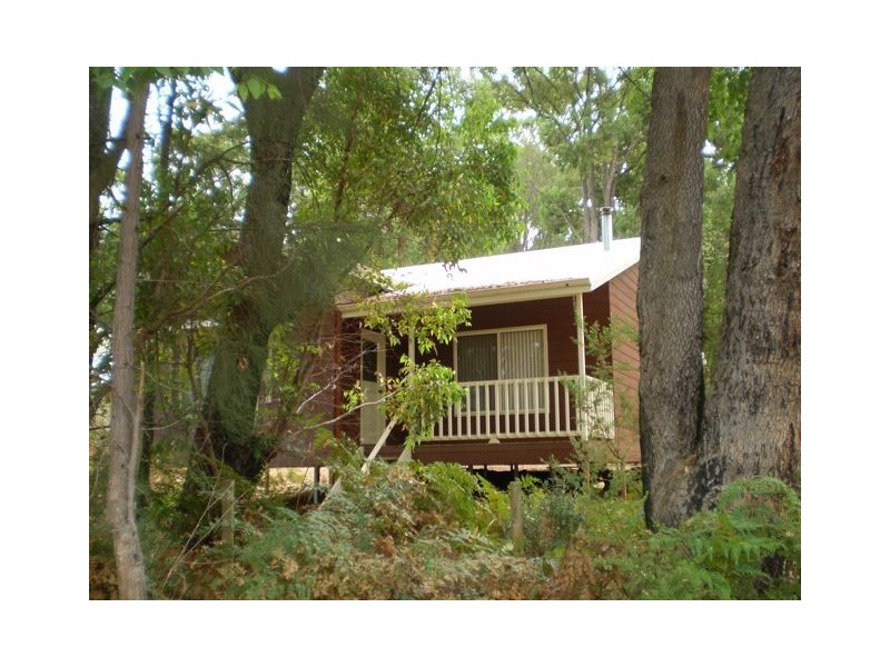 9 Sollya Crescent, Dwellingup WA 6213