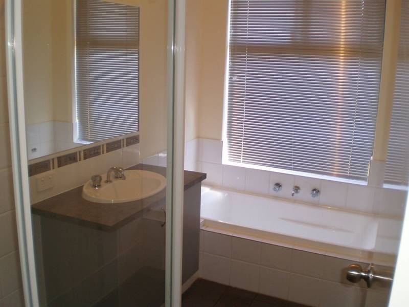 5 Woodstock Turn, Ravenswood WA 6208