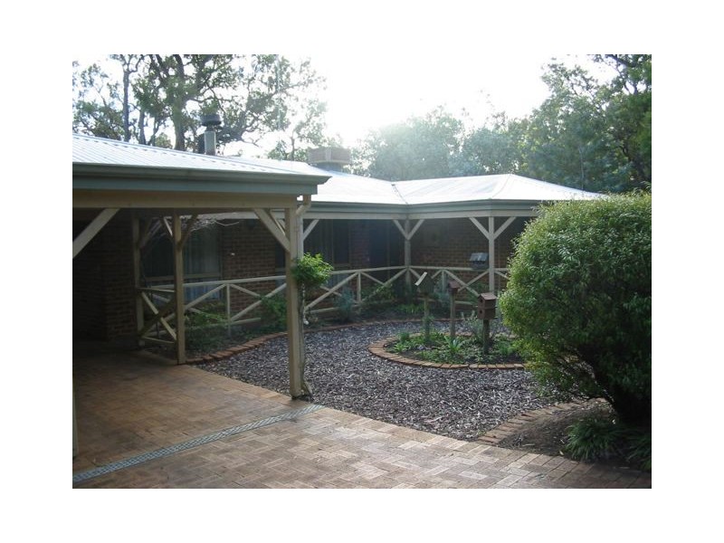 20 Russell Road, Waroona WA 6215