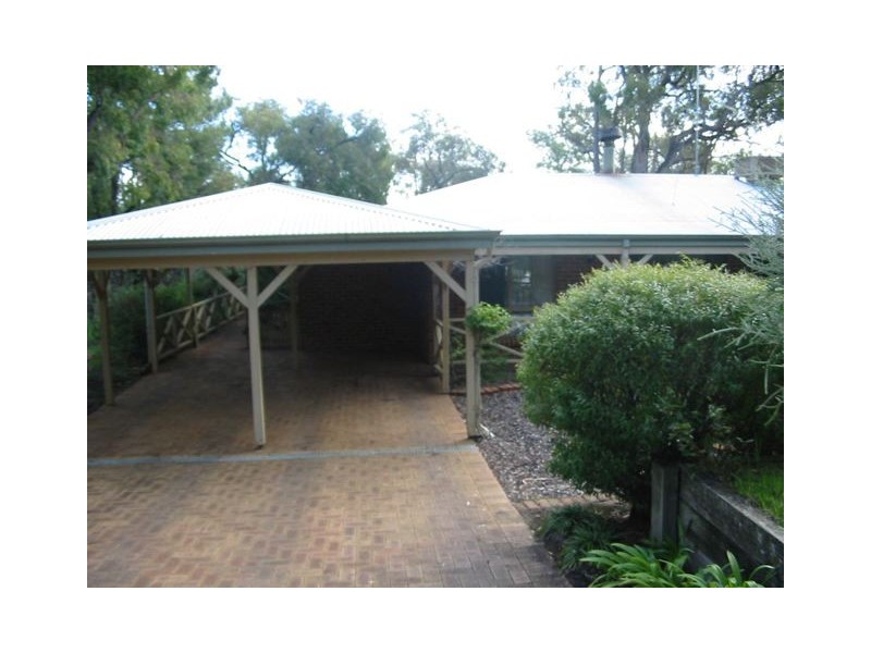 20 Russell Road, Waroona WA 6215