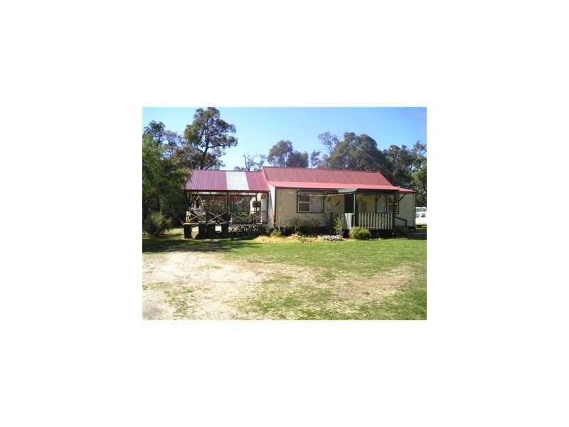 7 Fairway Place, Boddington WA 6390