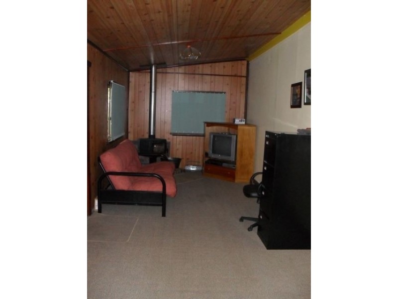 51 McLarty Street, Dwellingup WA 6213