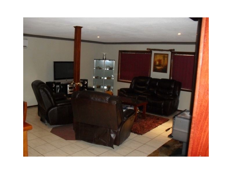 51 McLarty Street, Dwellingup WA 6213