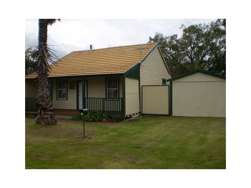 30 Congdon Avenue, Pinjarra WA 6208