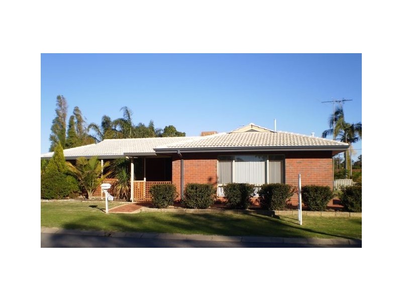 23 Williams Road, Pinjarra WA 6208