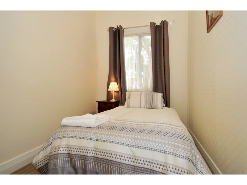 111 South West Highway, Waroona WA 6215