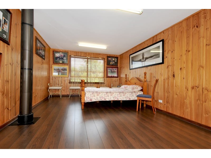 111 South West Highway, Waroona WA 6215