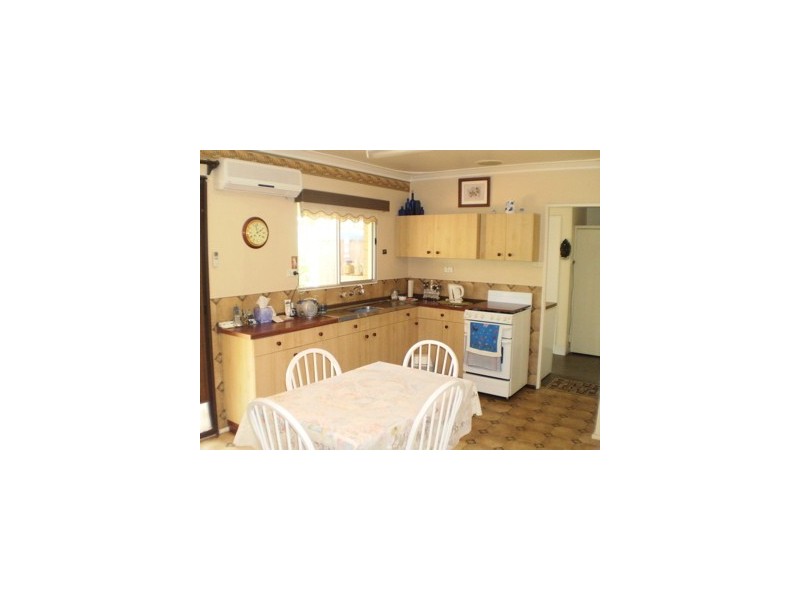 3 Isandra Close, Pinjarra WA 6208