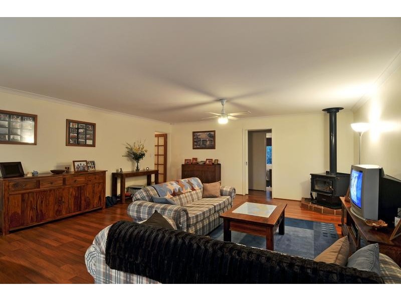 74 Rodoreda Cres, Ravenswood WA 6208