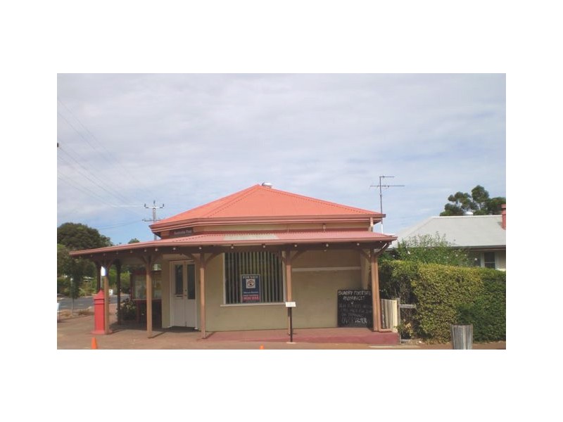 54 Mclarty Street, Dwellingup WA 6213