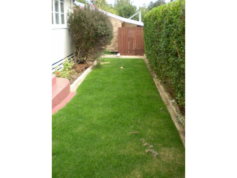 54 Mclarty Street, Dwellingup WA 6213