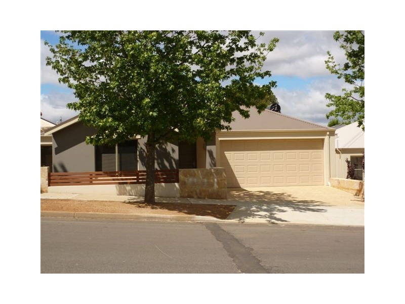 Unit 2/9 Hill street, Boddington WA 6390