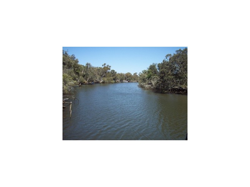 14 Murray Terrace, South Yunderup WA 6208