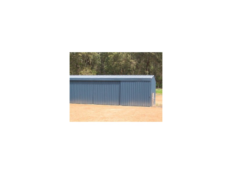 40 River Road, Dwellingup WA 6213