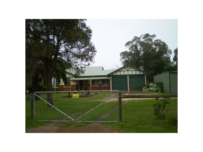 29 Moores Road, Pinjarra WA 6208