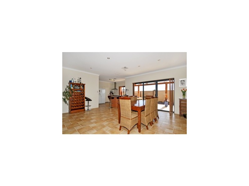 43 Murray Waters Boulevard, Mandurah WA 6210