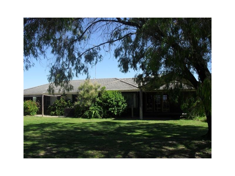 403 Greenlands Road, Pinjarra WA 6208