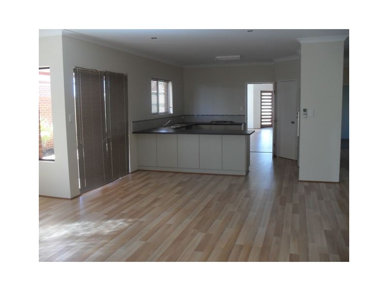 1/3 McKay Avenue, Waroona WA 6215