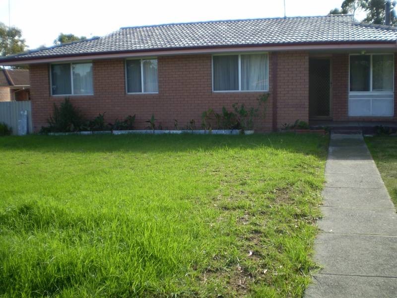 14 Fitzpatrick Place, Waroona WA 6215