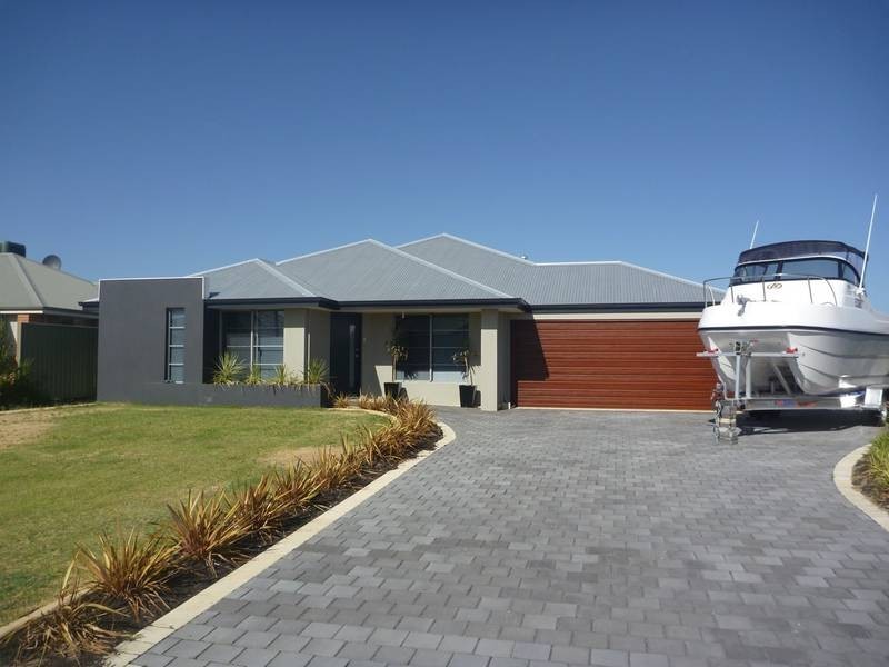 43 Bibbulmun Meander, Ravenswood WA 6208