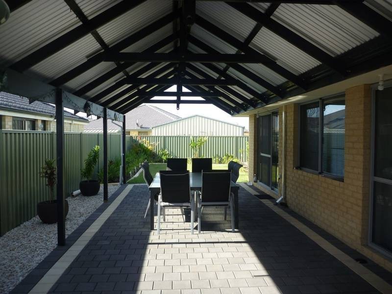 43 Bibbulmun Meander, Ravenswood WA 6208