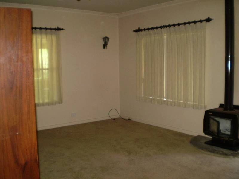 19 Bankisa Terrace, South Yunderup WA 6208