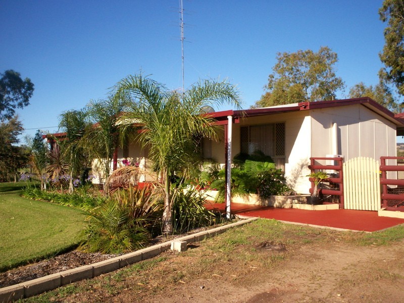 75 Richardson Road, Waroona WA 6215