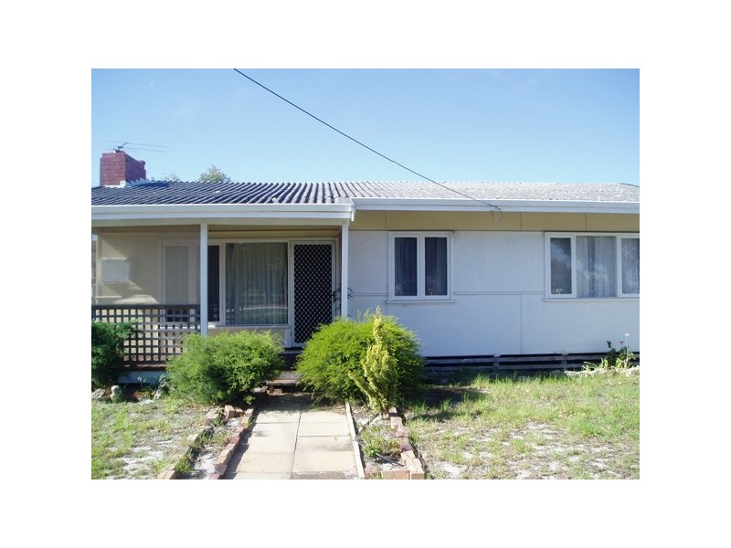11 Dixon Avenue, Pinjarra WA 6208