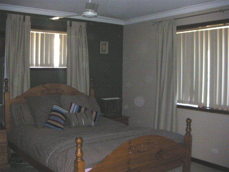 10 Hair Street, Waroona WA 6215