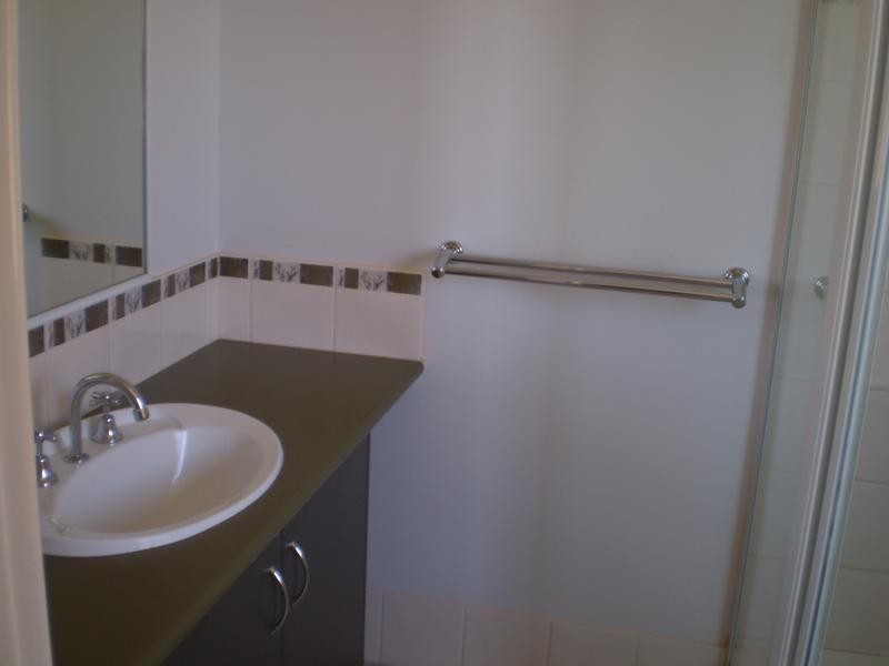 66 Midsummer Circle, Pinjarra WA 6208
