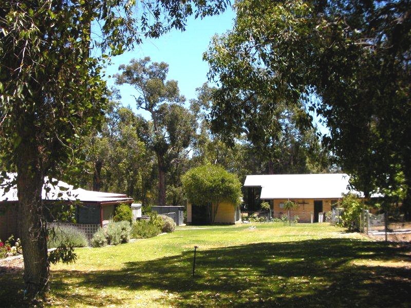 125 Tuart Grove Avenue, Lake Clifton WA 6215