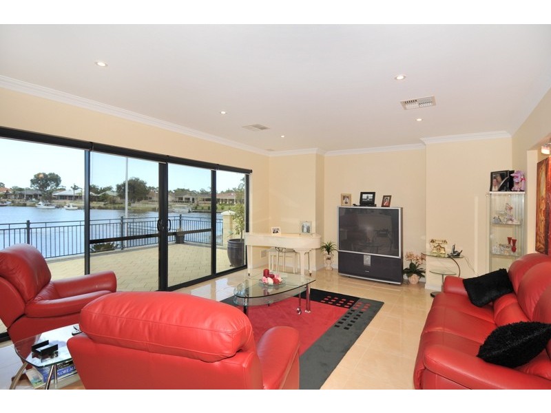 9 Wills Way, South Yunderup WA 6208