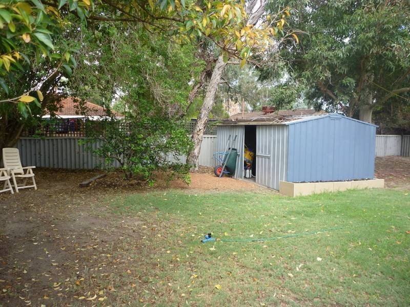 4 Kingia Place, Pinjarra WA 6208
