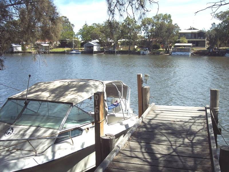 96 Banksia Terrace, South Yunderup WA 6208