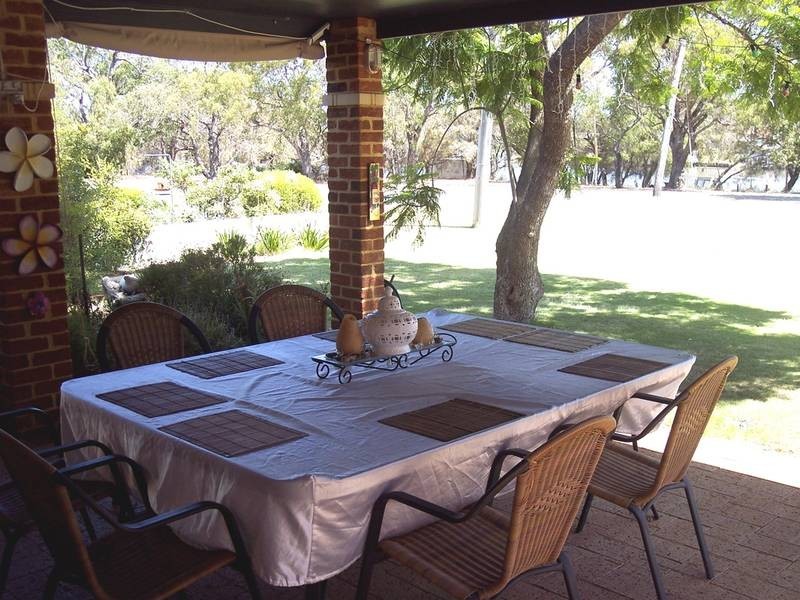 96 Banksia Terrace, South Yunderup WA 6208