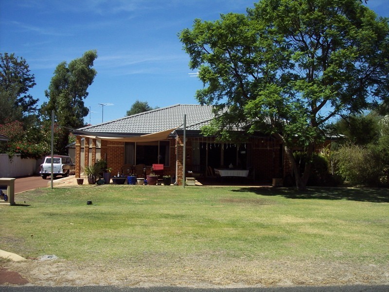 96 Banksia Terrace, South Yunderup WA 6208