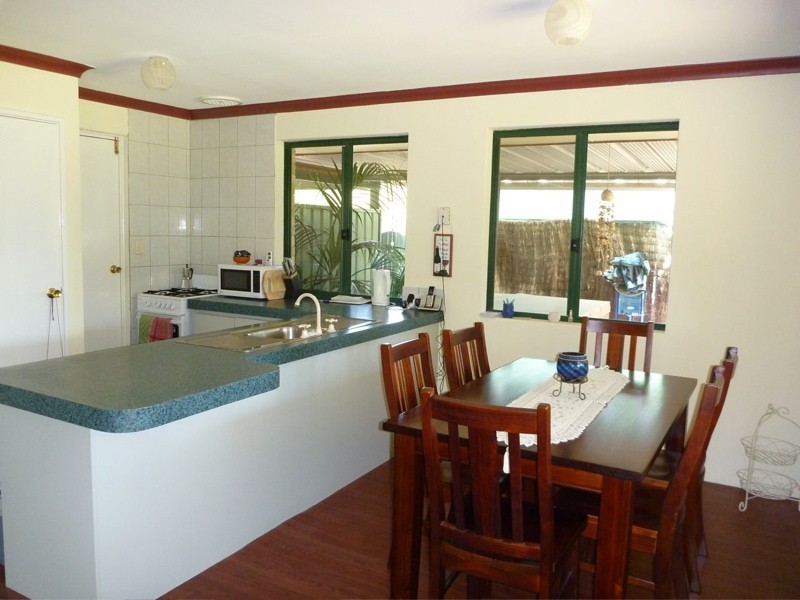 27 Central Ave, North Dandalup WA 6207