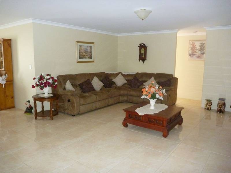 24 Jolly Rambler Boulevard, Ravenswood WA 6208