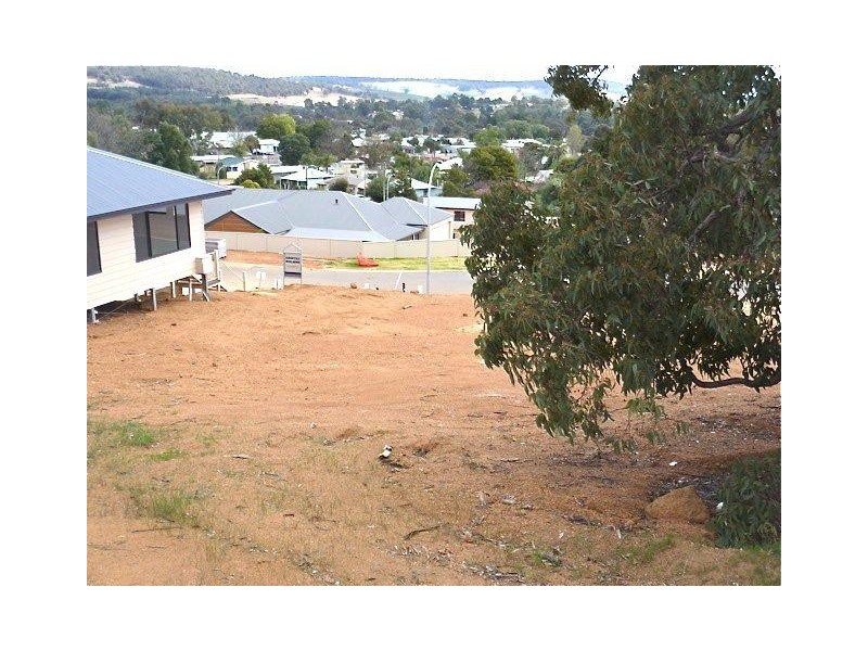 26 Sandalwood Place, Boddington WA 6390