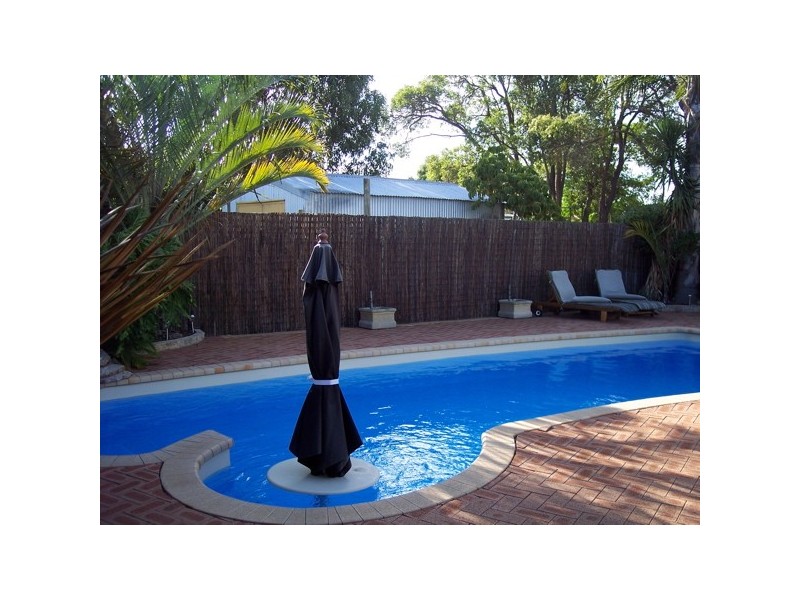 9 Felicia Drive, Pinjarra WA 6208