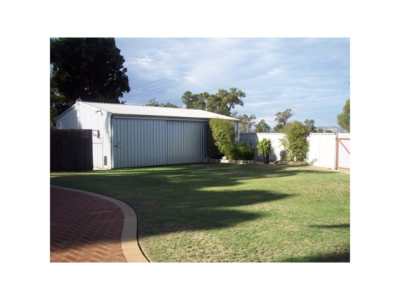 9 Felicia Drive, Pinjarra WA 6208