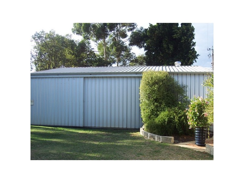 9 Felicia Drive, Pinjarra WA 6208