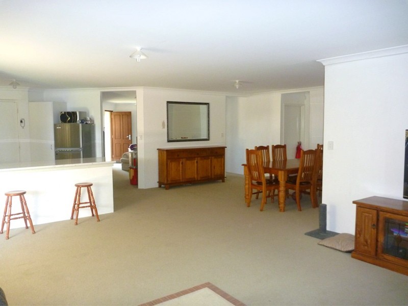 1 Woodstock Turn, Ravenswood WA 6208