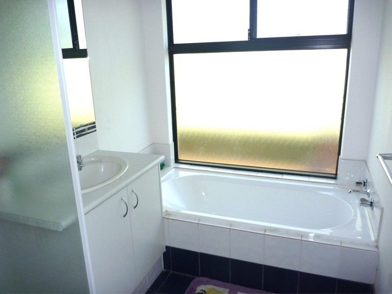 1 Woodstock Turn, Ravenswood WA 6208