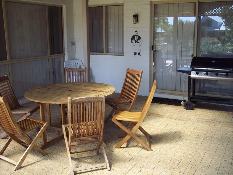 47 Delta Drive, South Yunderup WA 6208