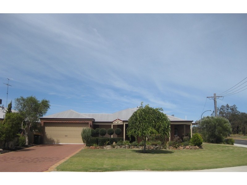 64 Marshall Ave, Pinjarra WA 6208