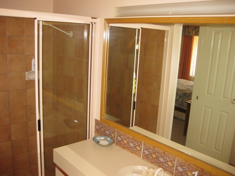 64 Marshall Ave, Pinjarra WA 6208