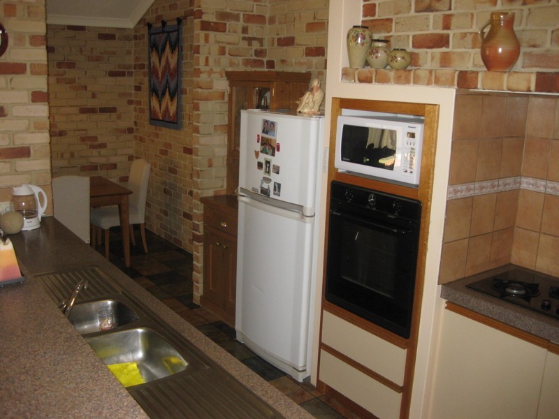 64 Marshall Ave, Pinjarra WA 6208